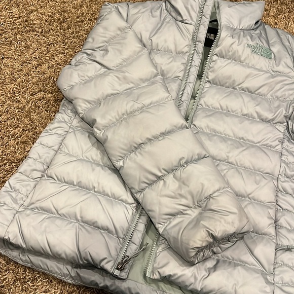 The North Face Women’s Aconcagua 3 Jacket ice blue down puffer jacket - Picture 13 of 17